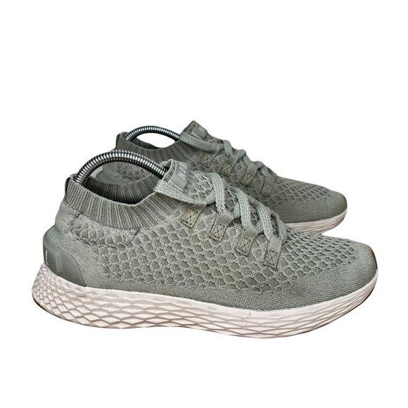 clay knit runner